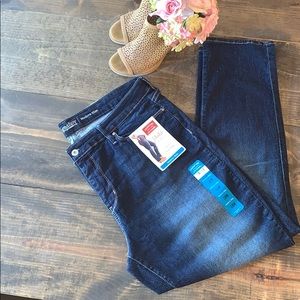 Signature by Levi Strauss Jeans